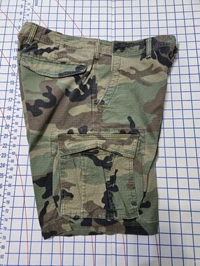 GAP Men’s Woodland Camo Cargo Shorts